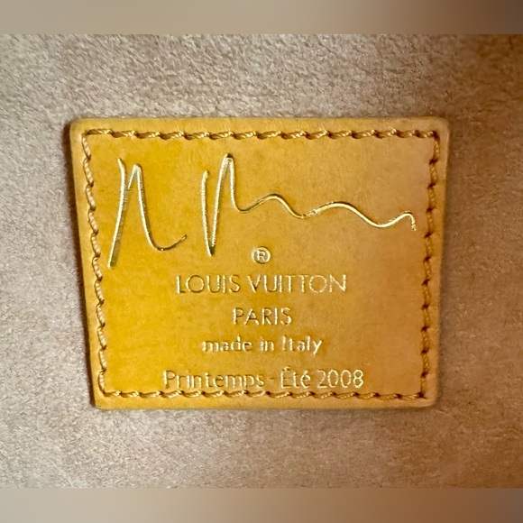 💖 Aquarelle Puffy Pink Watercolor Vivienne bag charm Keychain Accessory - Picture 16 of 16